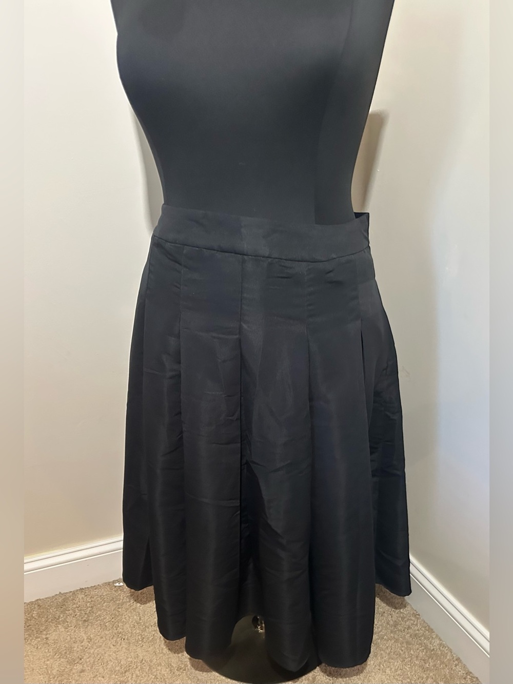 NWT Belle isle black pleated midi Skirt 14 - Picture 7 of 7